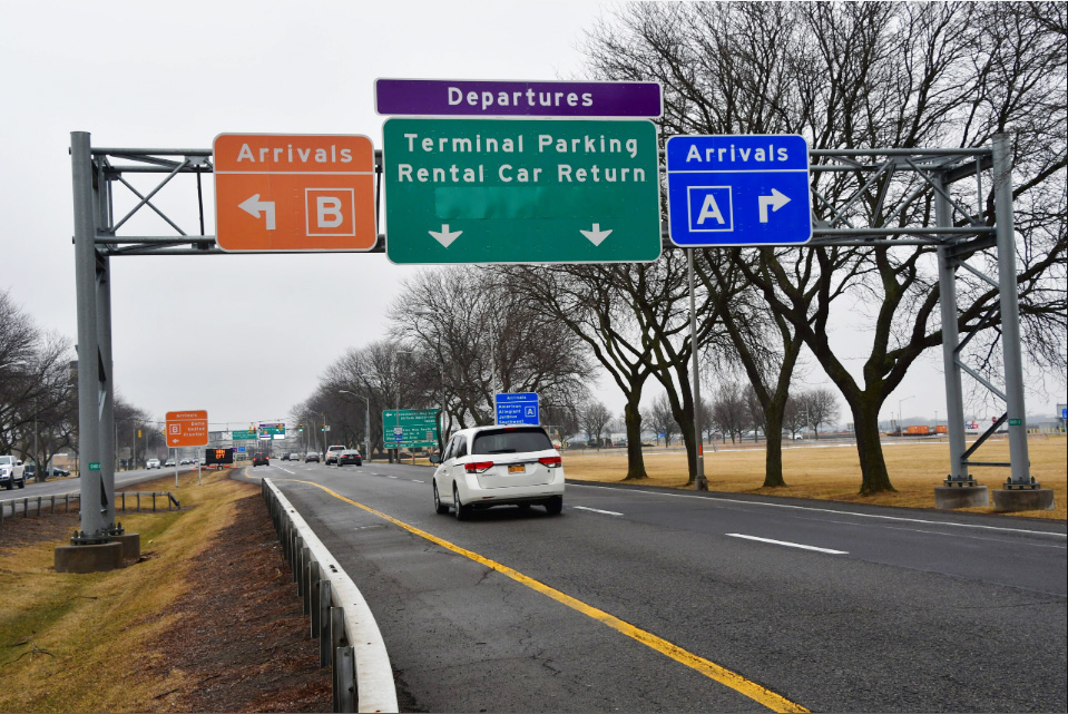 Parking & Transportation - Syracuse Hancock International Airport